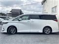 2025 Toyota Alphard Hybrid