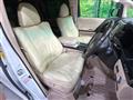 2012 Toyota Alphard Hybrid
