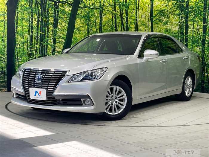 2013 Toyota Crown