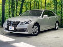 2013 Toyota Crown