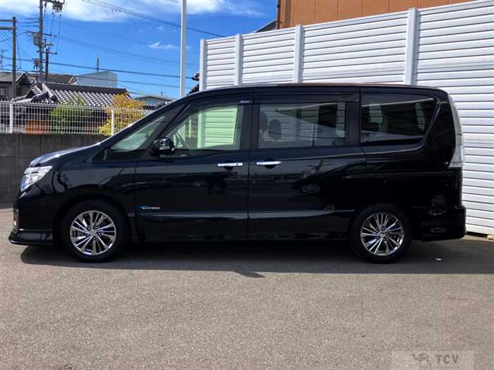 2015 Nissan Serena