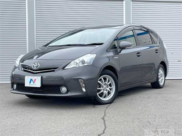 2014 Toyota PRIUS α