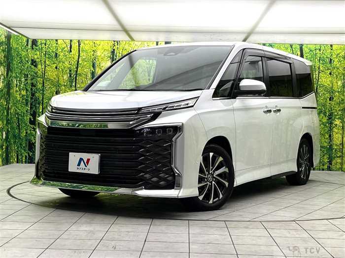 2025 Toyota Voxy
