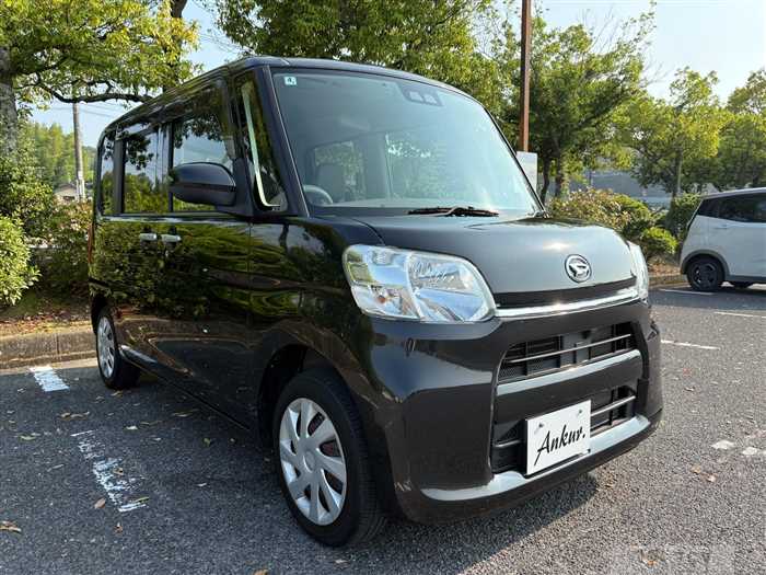 2018 Daihatsu Tanto