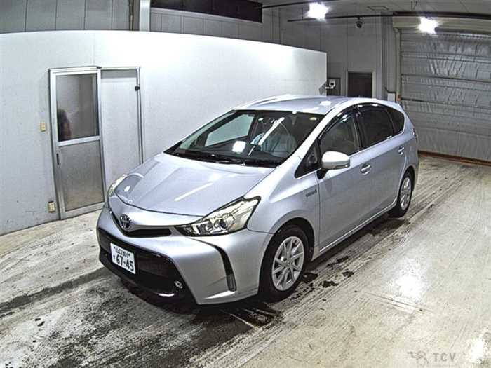 2016 Toyota PRIUS α
