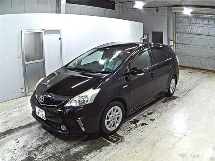 2012 Toyota PRIUS α