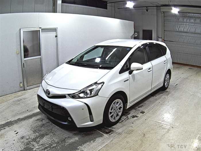 2016 Toyota PRIUS α