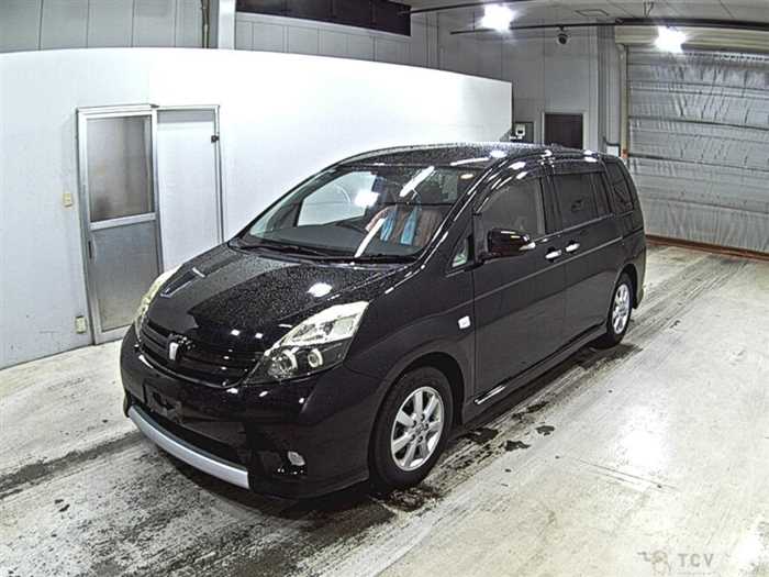 2014 Toyota Isis