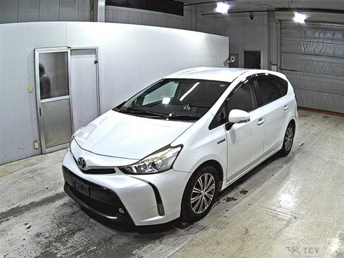 2015 Toyota PRIUS α