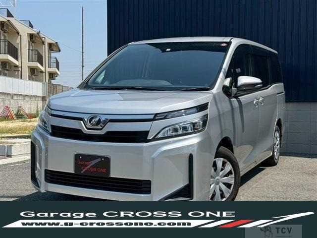 2017 Toyota Voxy