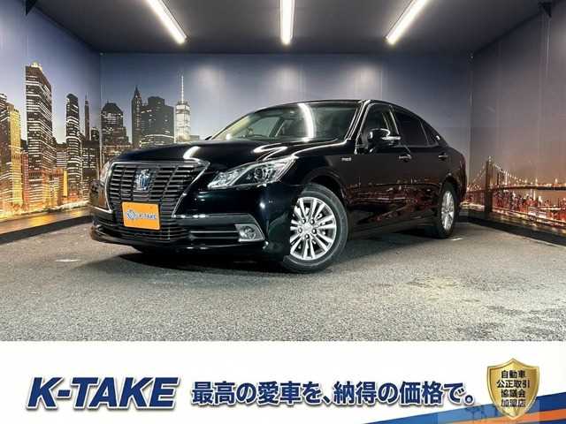 2013 Toyota Crown