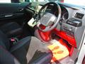 2014 Toyota Vellfire