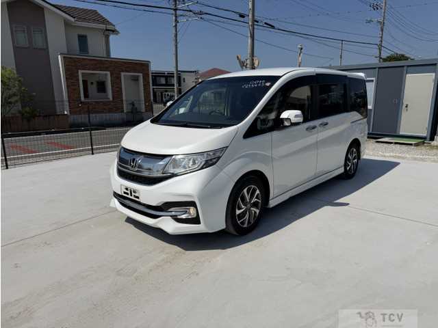 2016 Honda Step WGN