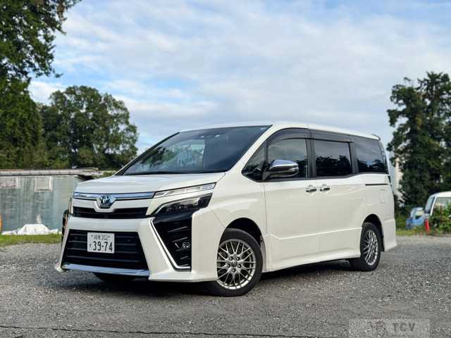 2021 Toyota Voxy