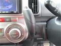 2012 Daihatsu Tanto