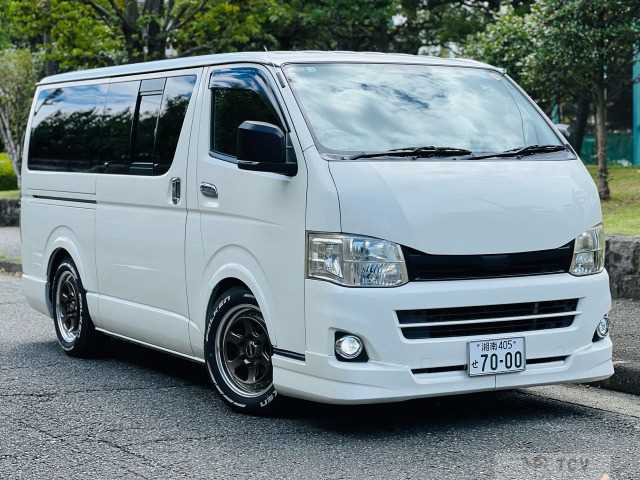 2010 Toyota Hiace Van