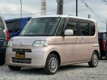 2011 Daihatsu Tanto