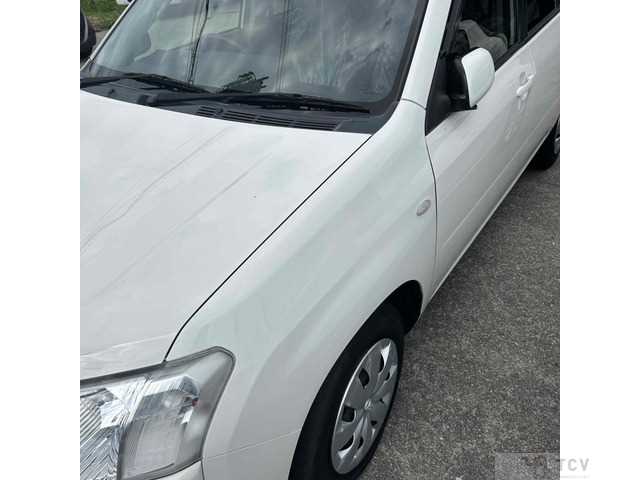 2017 Toyota Succeed Van