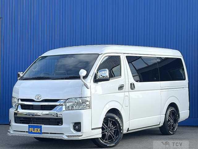 2025 Toyota Hiace Wagon