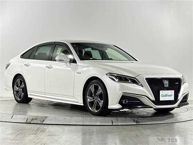 2018 Toyota Crown Hybrid