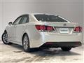 2016 Toyota Crown Hybrid