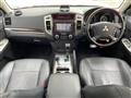 2015 Mitsubishi Pajero