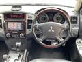 2015 Mitsubishi Pajero