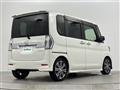 2017 Daihatsu Tanto