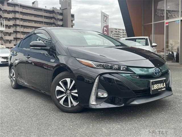 2017 Toyota Prius PHV