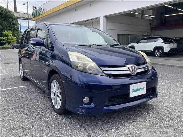 2013 Toyota Isis