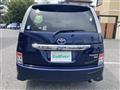 2013 Toyota Isis