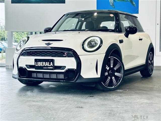2021 BMW MINI