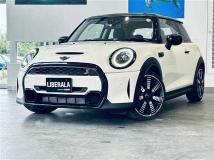 2021 BMW MINI