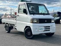 2001 Mitsubishi Minicab Truck