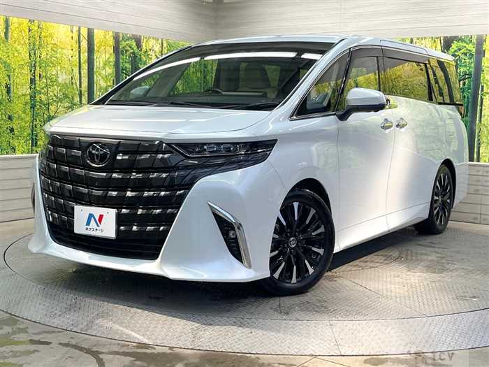 2024 Toyota Alphard Hybrid