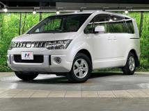 2013 Mitsubishi Delica D5