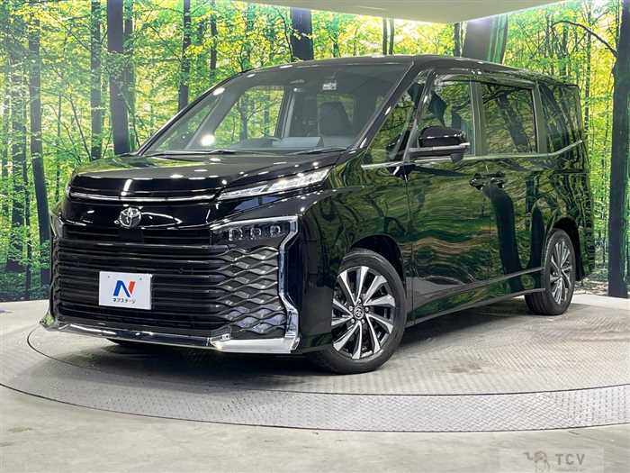 2023 Toyota Voxy