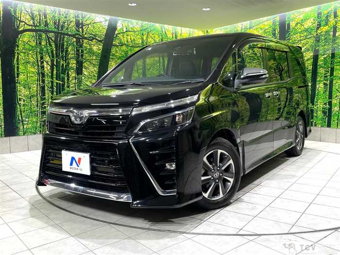 2021 Toyota Voxy