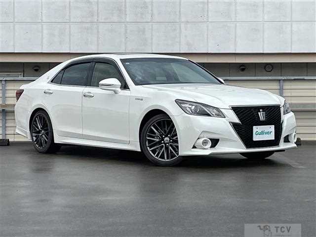2015 Toyota Crown Hybrid