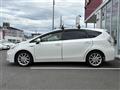 2013 Toyota PRIUS α