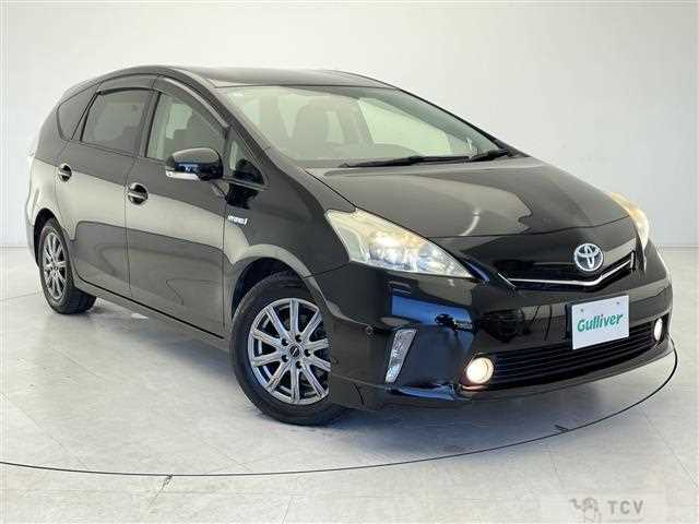 2013 Toyota PRIUS α