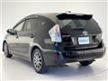 2013 Toyota PRIUS α