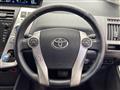 2013 Toyota PRIUS α