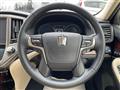 2017 Toyota Crown Hybrid