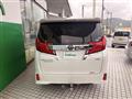 2015 Toyota Vellfire