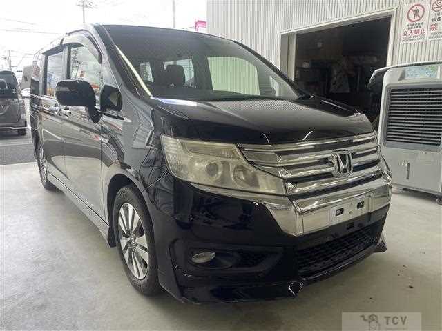2013 Honda Step WGN