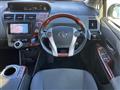 2011 Toyota PRIUS α
