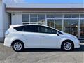 2011 Toyota PRIUS α