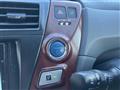 2011 Toyota PRIUS α