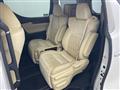 2016 Toyota Alphard Hybrid